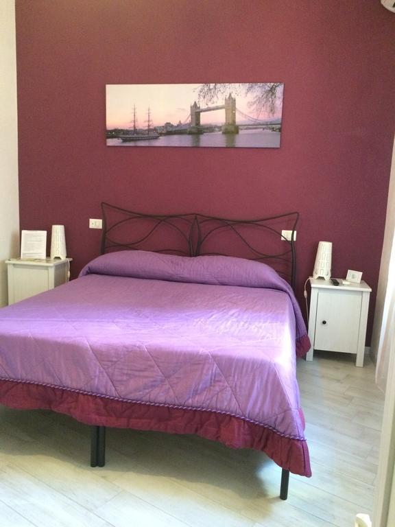 Appartamenti Romatour Habitación foto